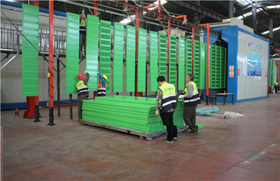 貨運(yùn)鐵路隔聲屏障多少錢(qián)-質(zhì)量可靠-金標(biāo)聲屏障工廠