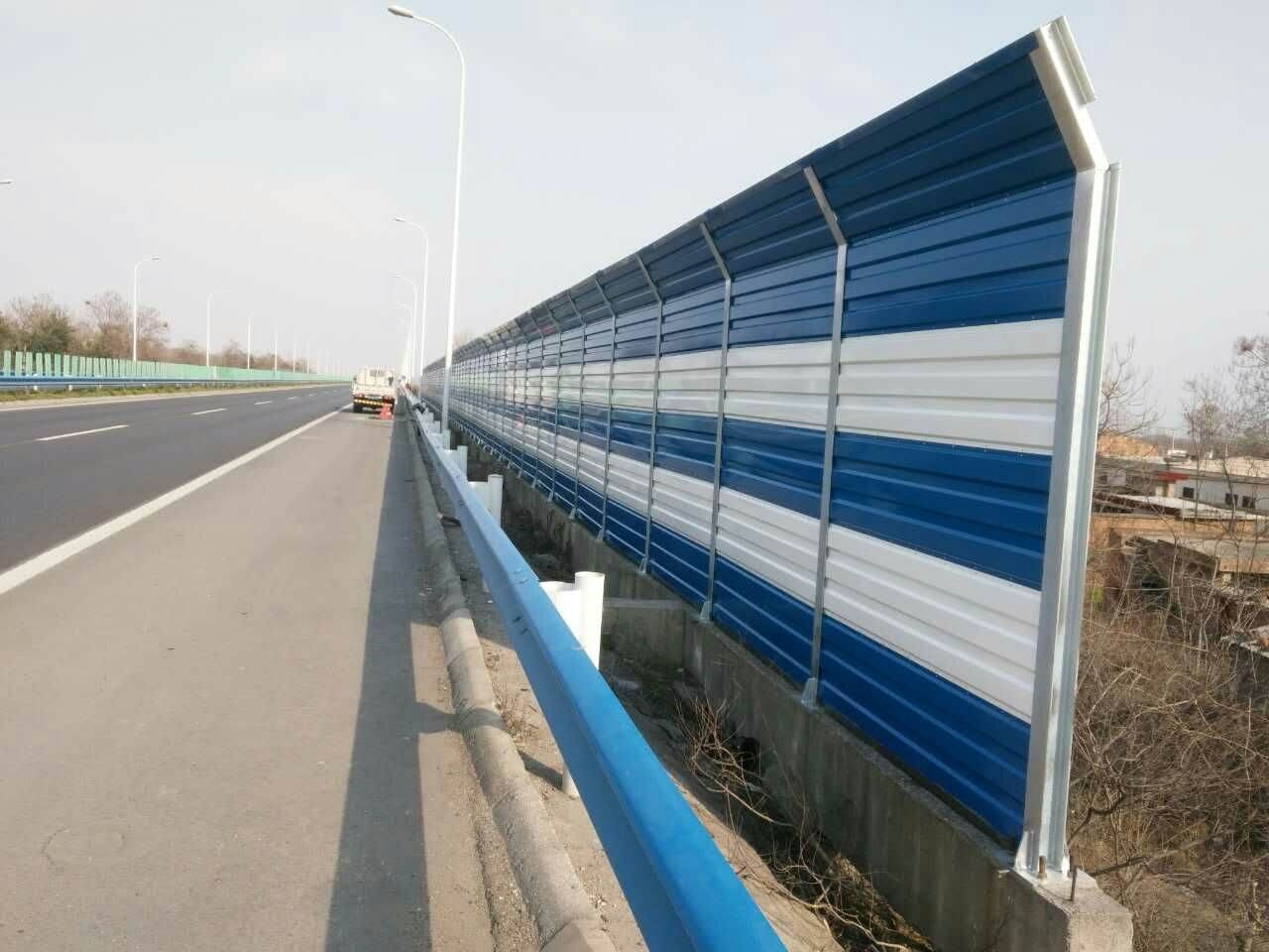 河南鄭少高速聲屏障工程案例 金標聲屏障